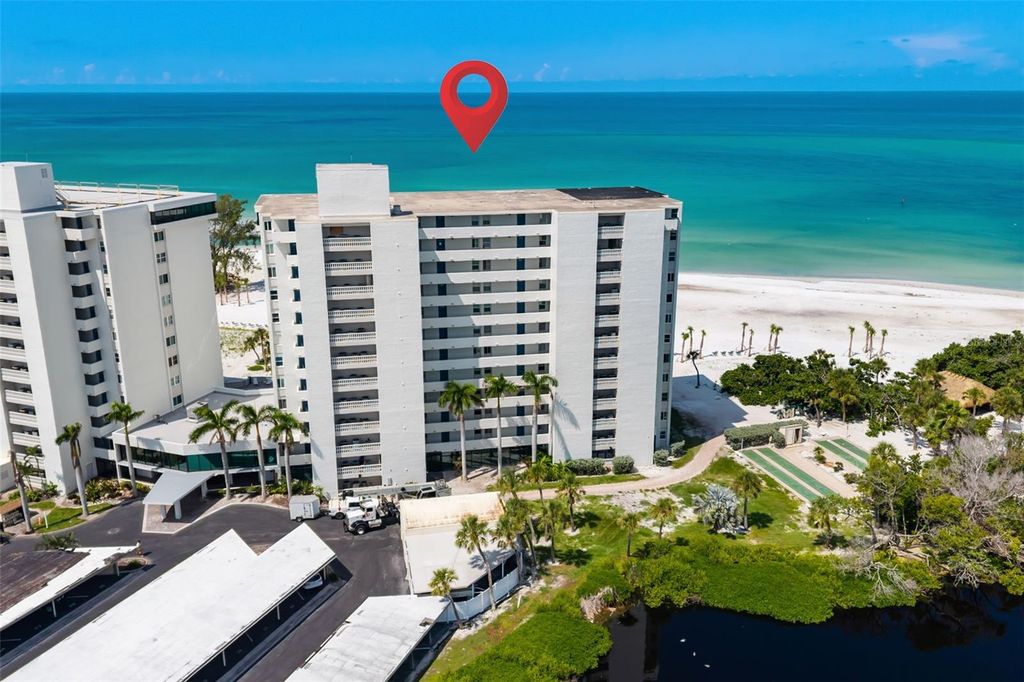 19 WHISPERING SANDS DRIVE 302, Sarasota, FL 34242