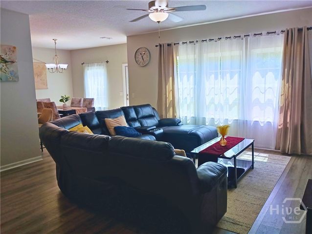 110 Brightleaf Circle, Hinesville, GA 31313