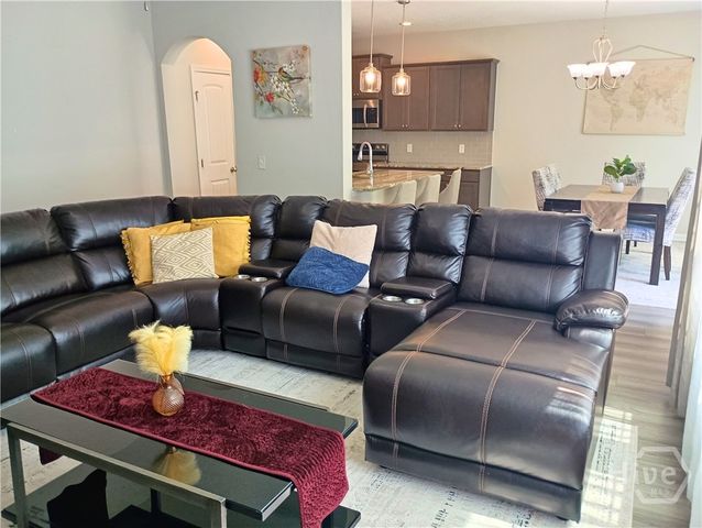 110 Brightleaf Circle, Hinesville, GA 31313