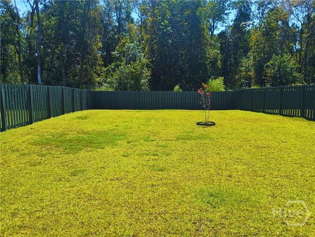 110 Brightleaf Circle, Hinesville, GA 31313