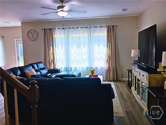 110 Brightleaf Circle, Hinesville, GA 31313