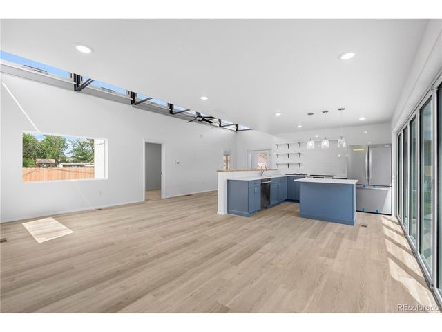 1957 Blackhawk St, Aurora, CO 80011