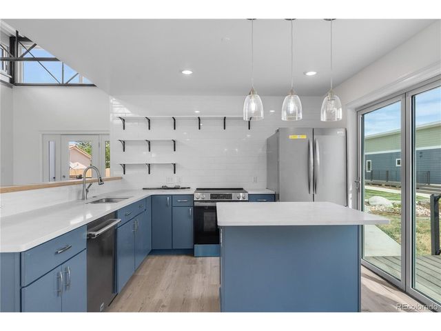 1957 Blackhawk St, Aurora, CO 80011