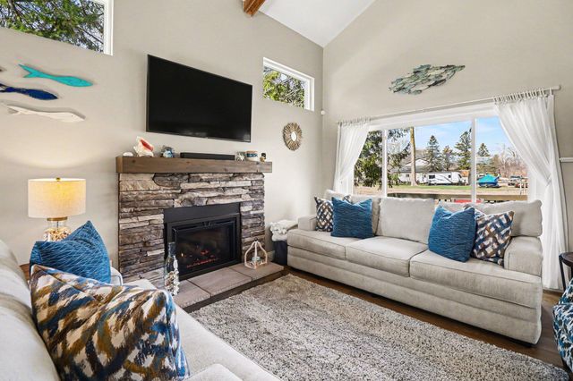 2973 Indian Trail, Hamburg Twp, MI 48169