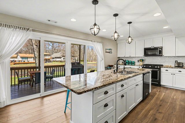 2973 Indian Trail, Hamburg Twp, MI 48169