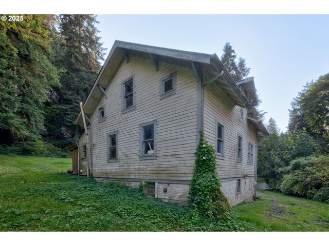 43620 SYLVANDALE Ln, Astoria, OR 97103