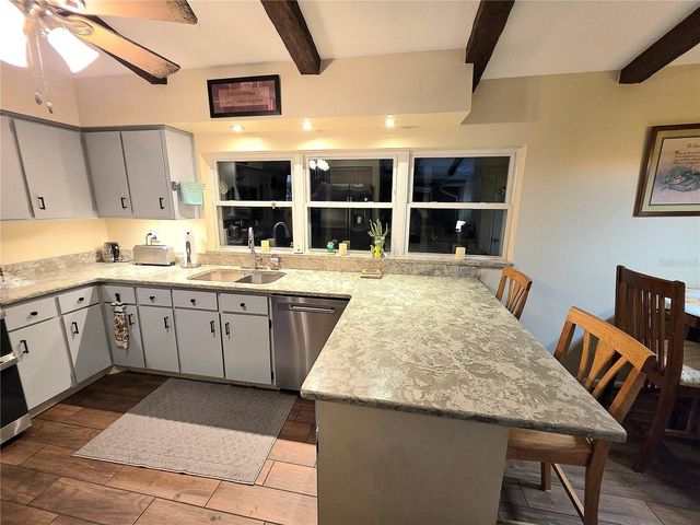 8200 SW 100TH STREET ROAD, Ocala, FL 34481