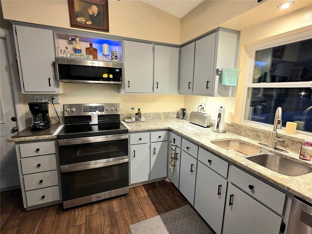 8200 SW 100TH STREET ROAD, Ocala, FL 34481