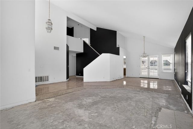6910 Sycamore, Palmdale, CA 93551