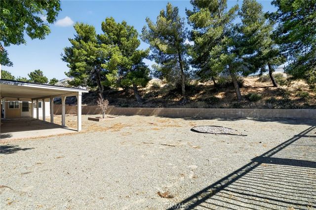 6910 Sycamore, Palmdale, CA 93551