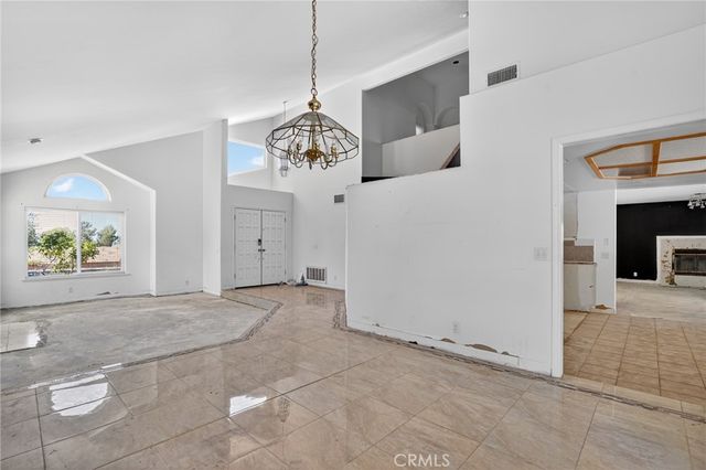 6910 Sycamore, Palmdale, CA 93551