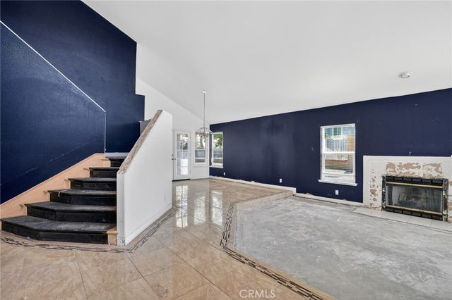 6910 Sycamore, Palmdale, CA 93551