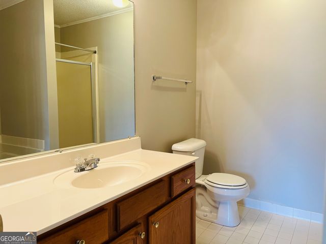 155 Woodstream Way, Fayetteville, GA 30214