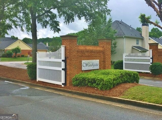 155 Woodstream Way, Fayetteville, GA 30214