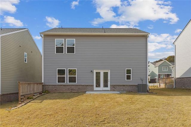 300 Hyde Park, Winder, GA 30680