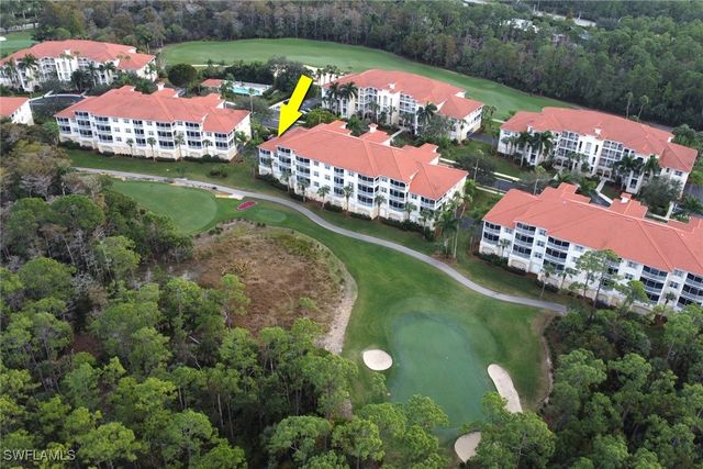 4863 Hampshire CT 207, Naples, FL 34112