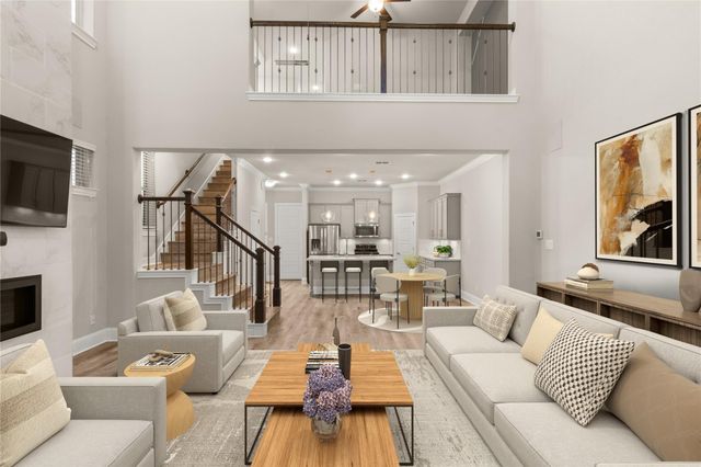 1002 Shepherd Oaks Drive, Houston, TX 77018