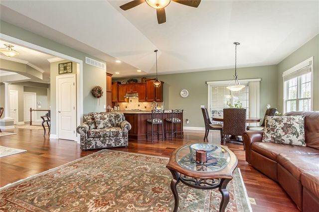 1042 Chapelhill Drive, Victor, NY 14564