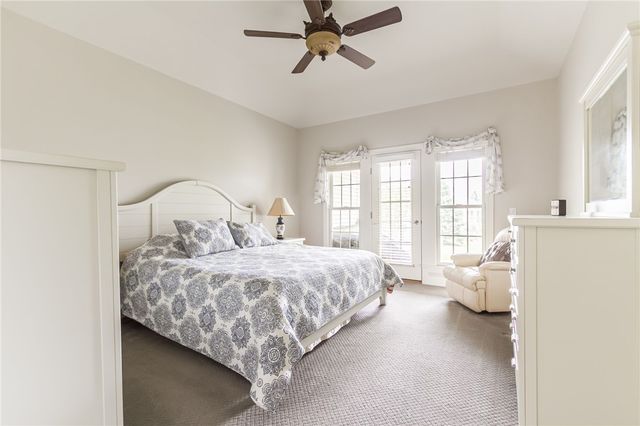 1042 Chapelhill Drive, Victor, NY 14564