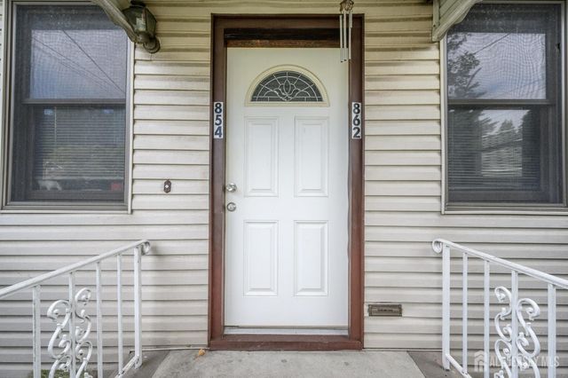 862 Gibbons Court, Elizabeth, NJ 07202