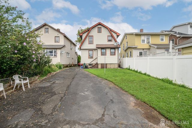 862 Gibbons Court, Elizabeth, NJ 07202
