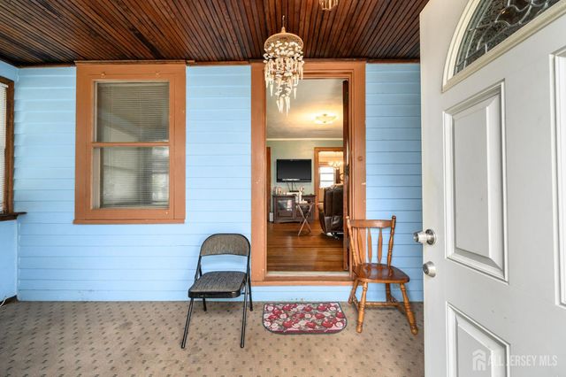862 Gibbons Court, Elizabeth, NJ 07202