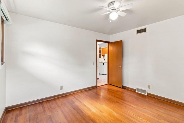 2834 Commercial Avenue, Madison, WI 53704