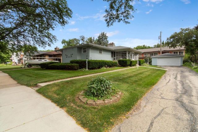 2834 Commercial Avenue, Madison, WI 53704