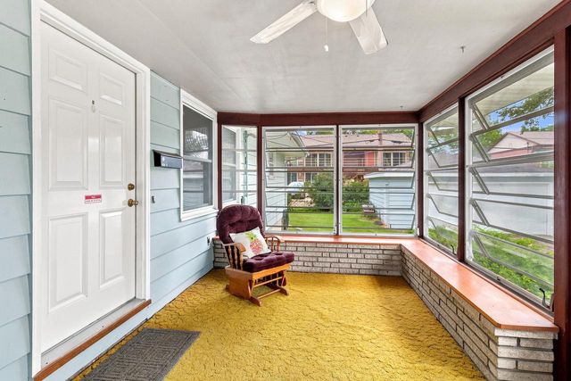 2834 Commercial Avenue, Madison, WI 53704