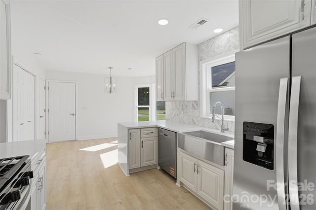 9212 Plashet Lane, Mint Hill, NC 28227