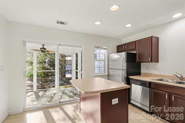 2515 Brackley Place NW, Concord, NC 28027