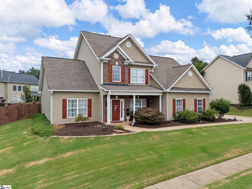 443 N Sweetwater Hills Drive, Moore, SC 29369