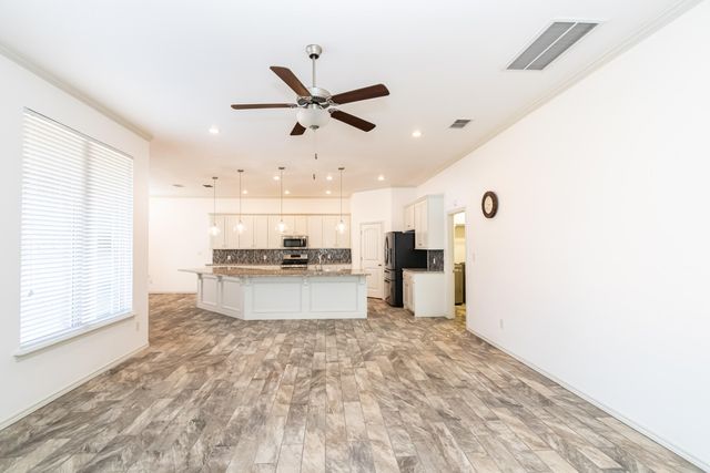 9610 Kline Avenue, Lubbock, TX 79424