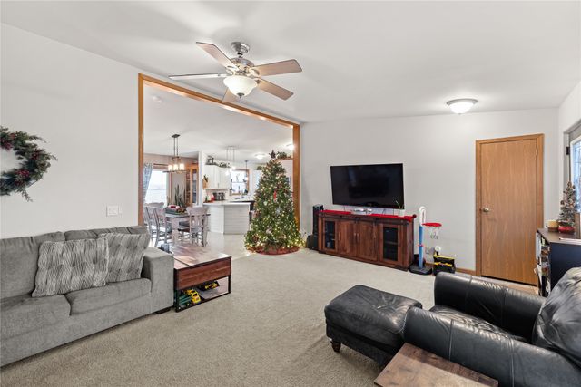 210 Davenport Street, Mingo, IA 50168