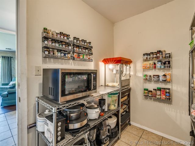 3830 S 90th East Avenue, Tulsa, OK 74145