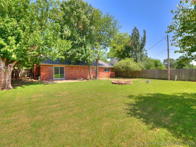 3830 S 90th East Avenue, Tulsa, OK 74145