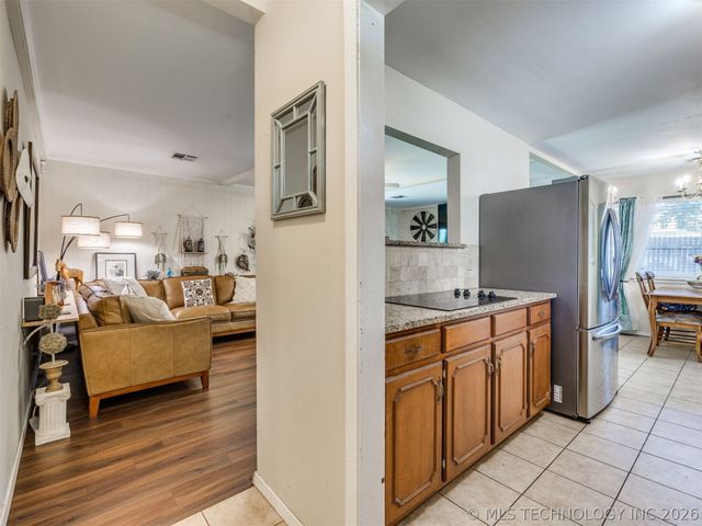 3830 S 90th East Avenue, Tulsa, OK 74145