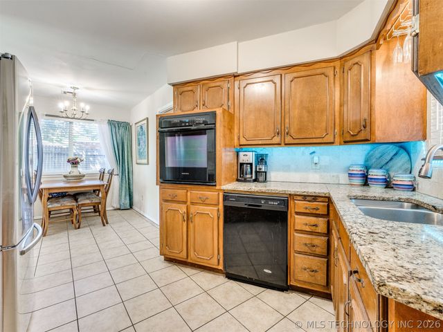 3830 S 90th East Avenue, Tulsa, OK 74145