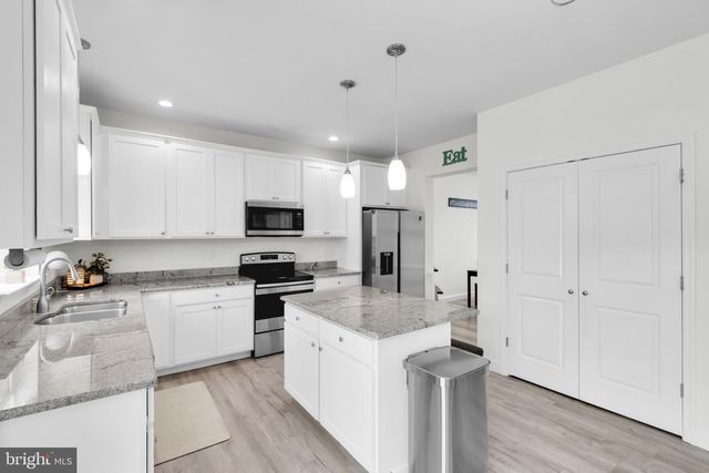 6224 RACHEL DR, Slatington, PA 18080