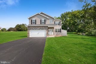 6224 RACHEL DR, Slatington, PA 18080