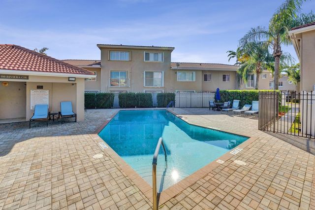 173 Riviera Circle, Weston, FL 33326