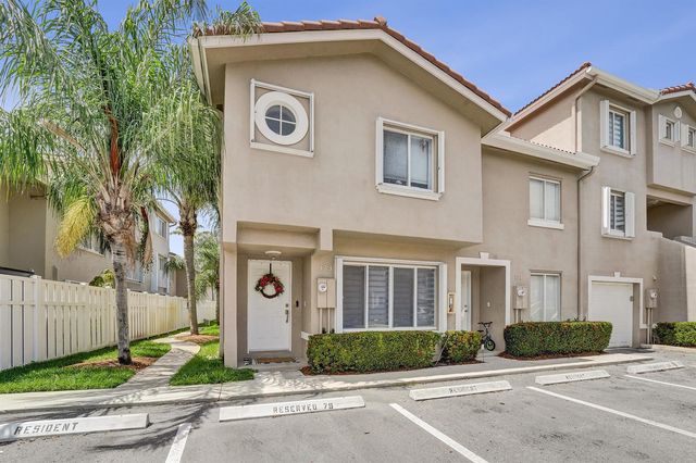 173 Riviera Circle, Weston, FL 33326