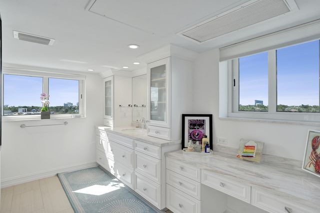 333 Sunset Drive 401, Fort Lauderdale, FL 33301