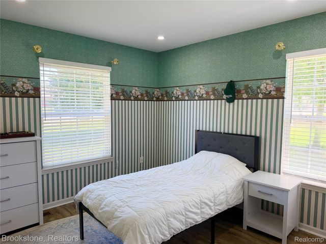 41021 Glenleven Court, Clinton Charter Township, MI 48038