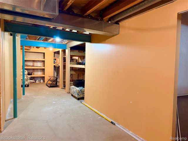 41021 Glenleven Court, Clinton Charter Township, MI 48038