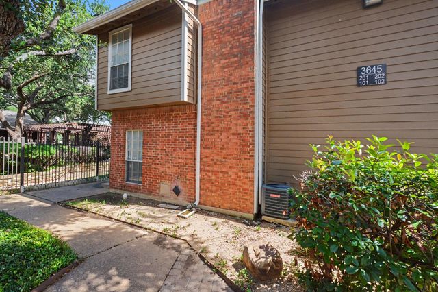3645 W Northgate Drive 201, Irving, TX 75062