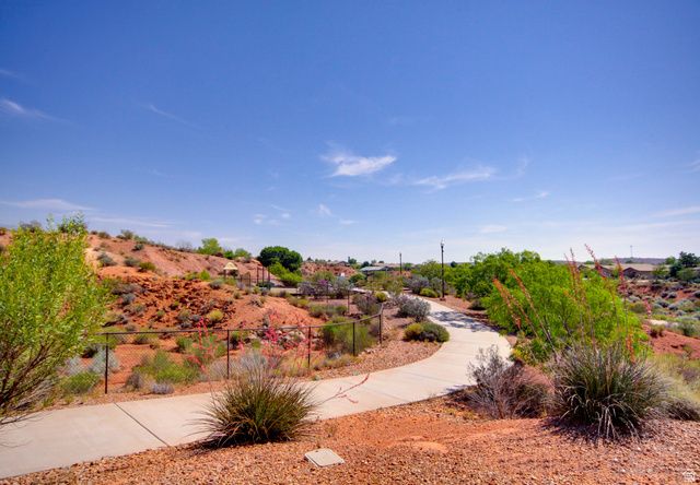 1144 N SPRING VALLEY DR, Washington, UT 84780