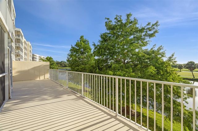 1200 COUNTRY CLUB DRIVE 6103, Largo, FL 33771