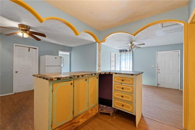 6186 Holiday Boulevard, Forest Park, GA 30297