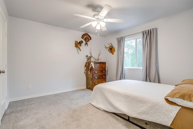 5624 Donnelly Avenue, Fort Worth, TX 76107